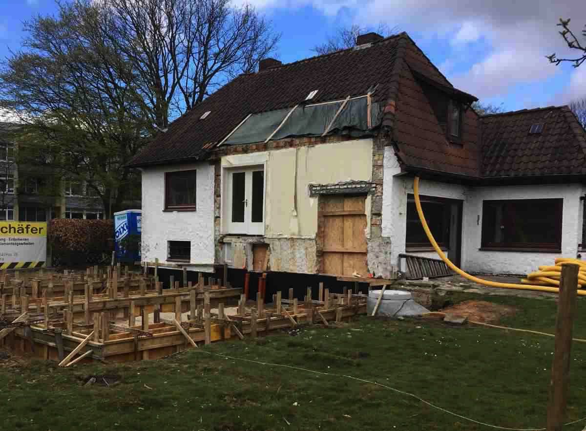 Teilabbruch und neues Fundament redu